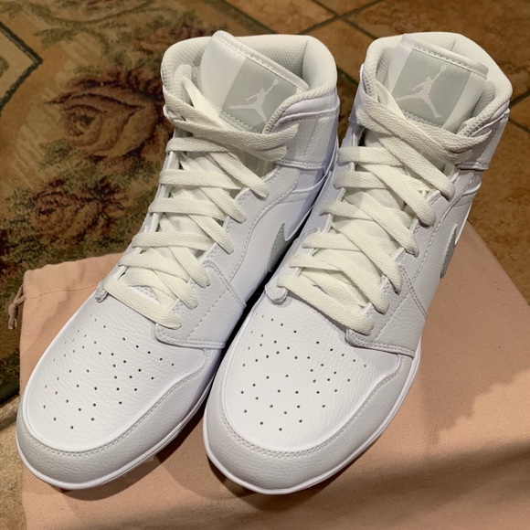 Jordan 1 Mid TD \